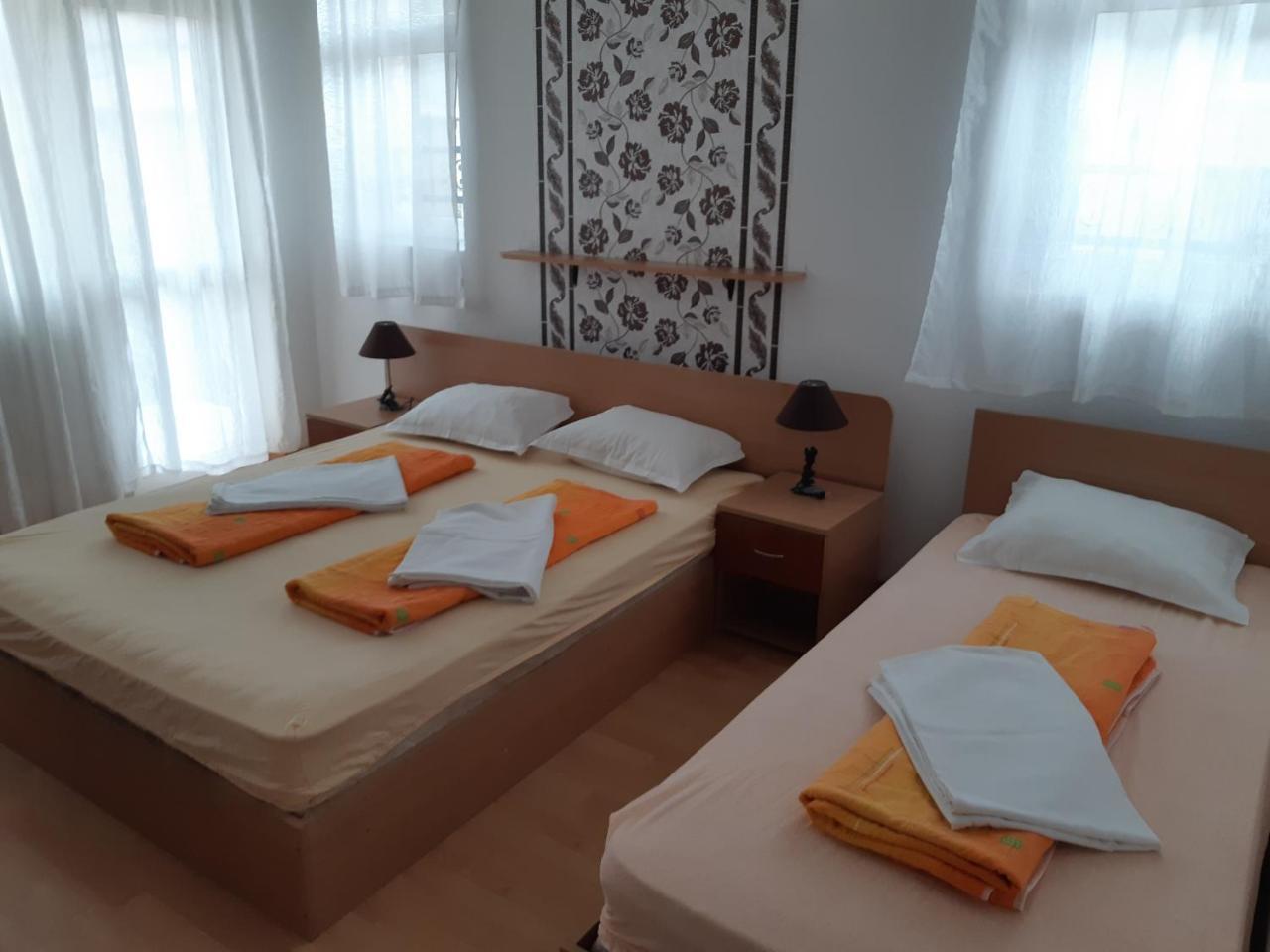 Kerka Mateva Bed & Breakfast Obzor Bagian luar foto